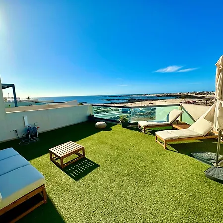 Bruno Con Vistas Al Mar, Primera Linea De Playa Апартаменты *